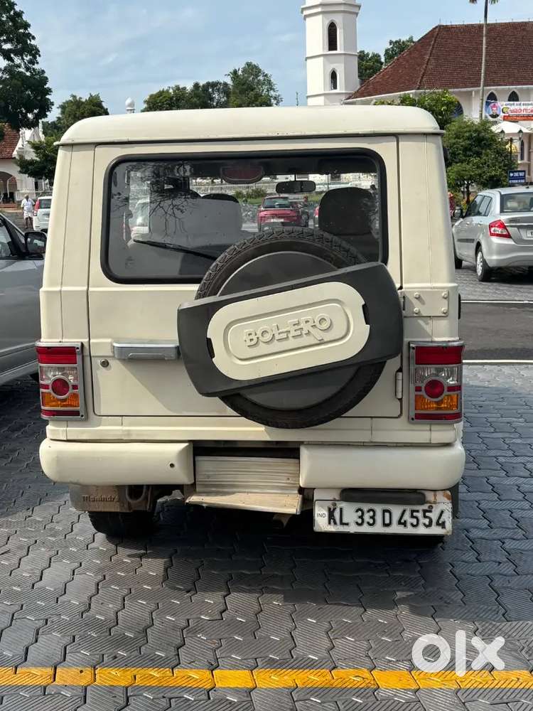 Mahindra Bolero 2012