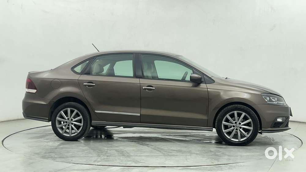 Volkswagen Vento 1.6 Highline, 2021, Petrol
