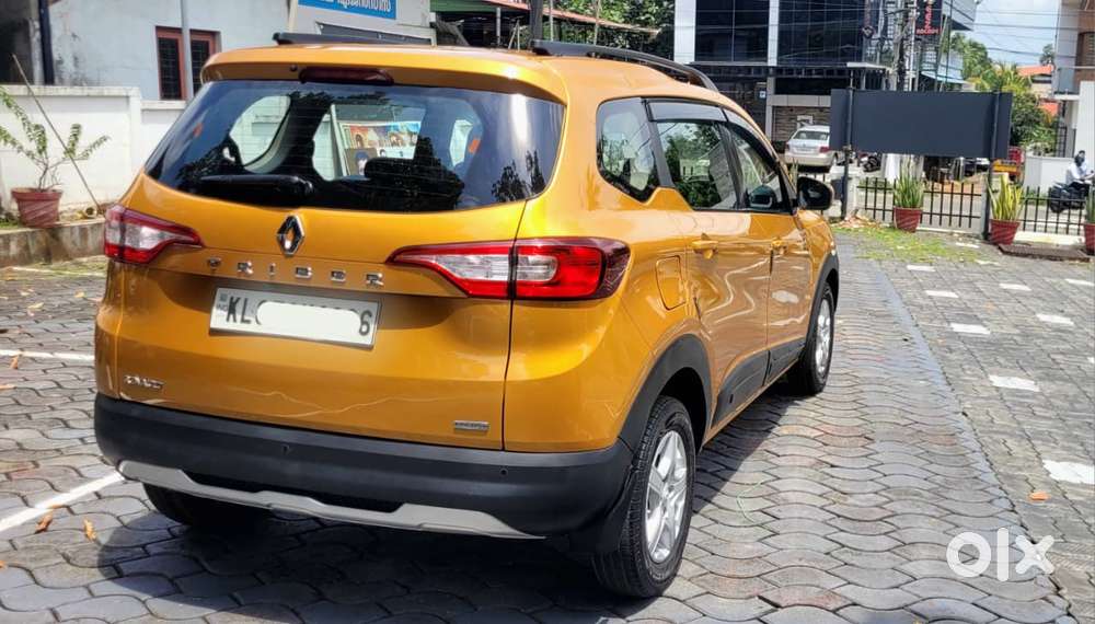 Renault Triber Rxz, 2020, Petrol