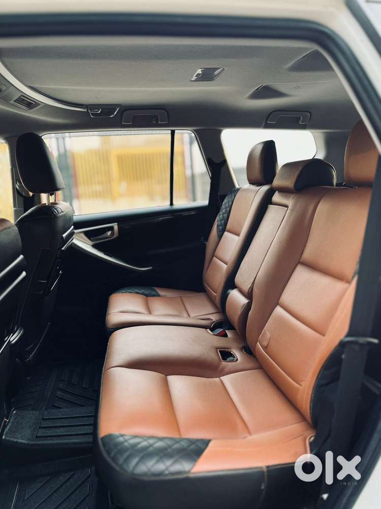 Toyota Innova Crysta 2.4 Vx Mt 8s, 2017, Diesel