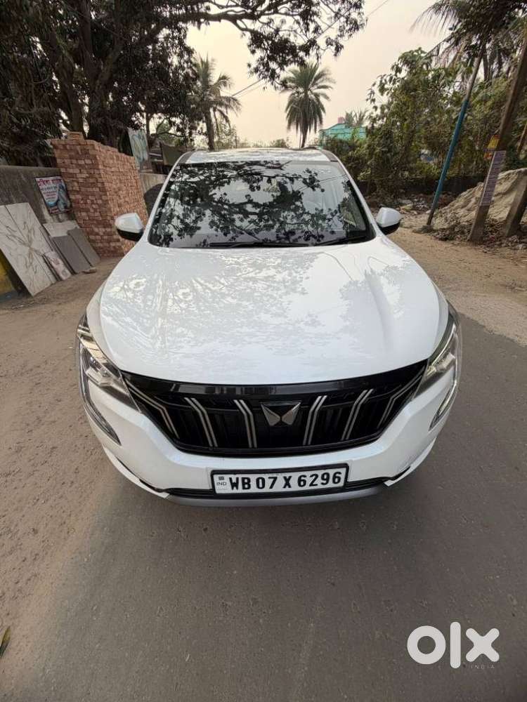 Mahindra Xuv700 2.2 Ax 7 Diesel Mt Luxury Pack Str, 2025, Diesel