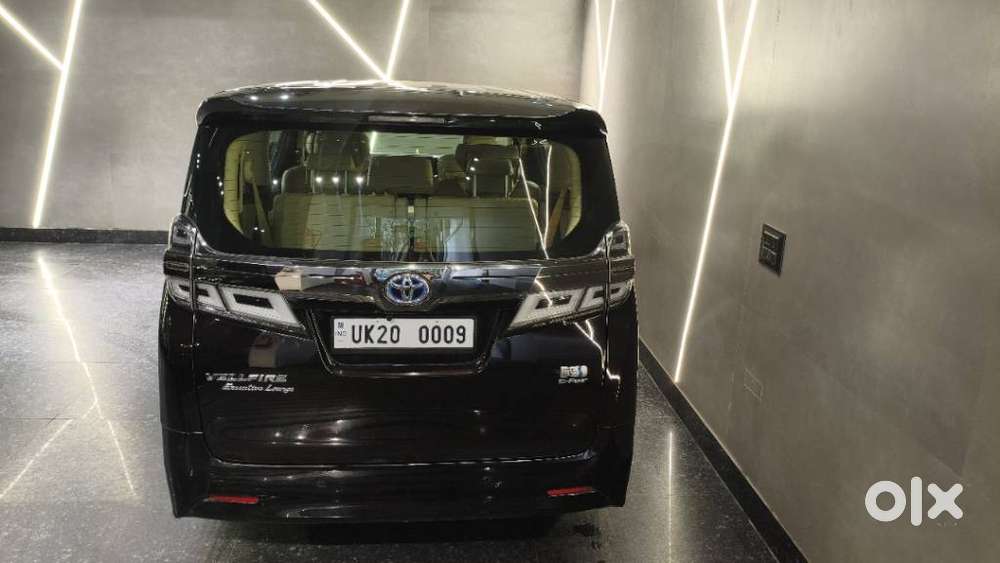Toyota Vellfire Vip &ndash; Executive Lounge, 2022, Petrol