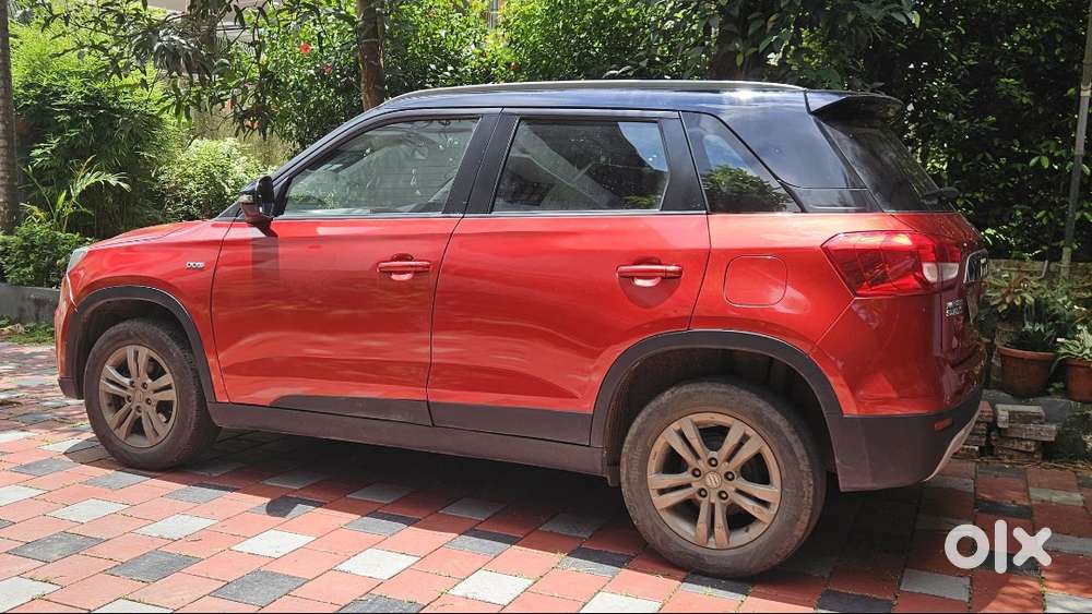 Maruti Suzuki Brezza Zdi+ Dual Tone