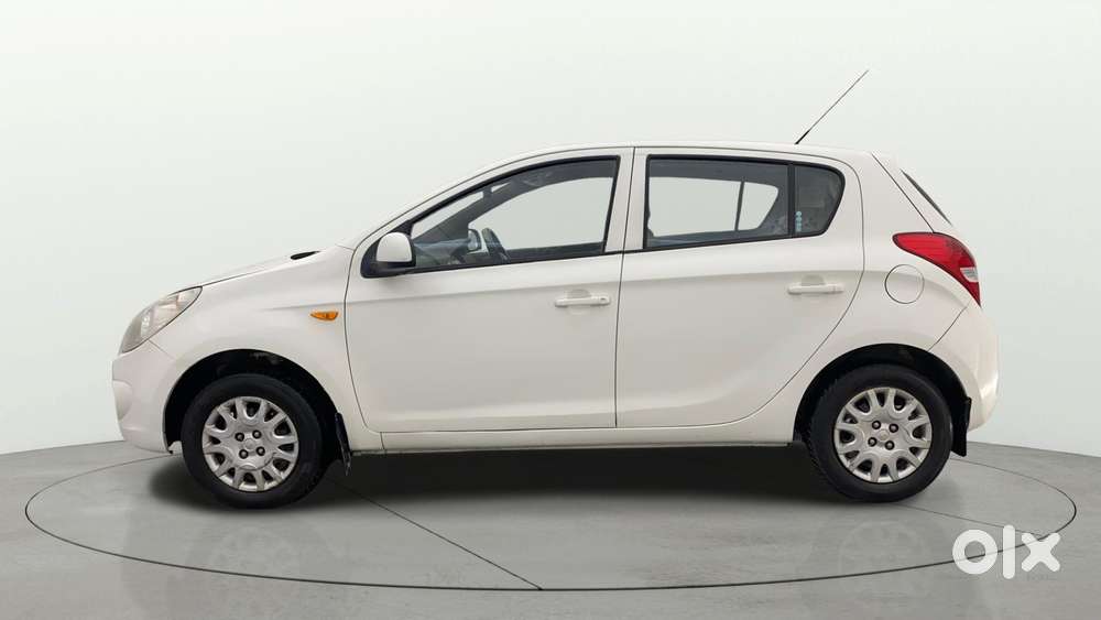 Hyundai I20 Magna, 2012, Petrol