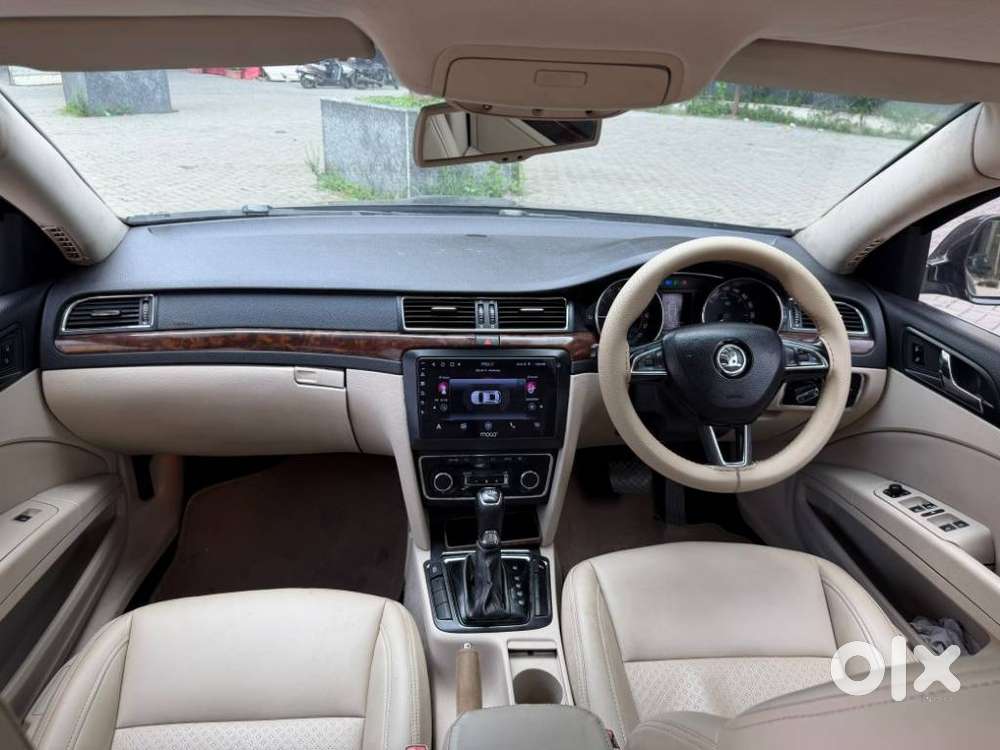 Skoda Superb Elegance Tdi 2.0 At, 2014, Diesel