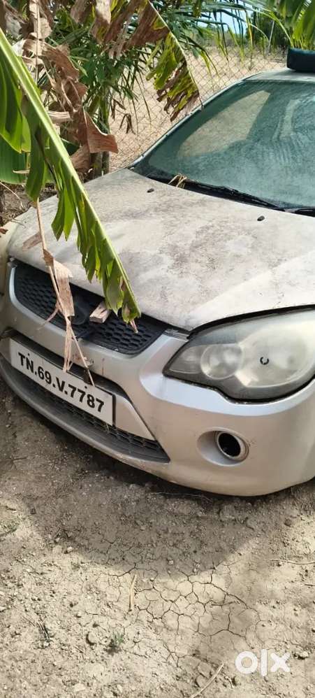 Ford Fiesta 2007 & Tata Indica 2010