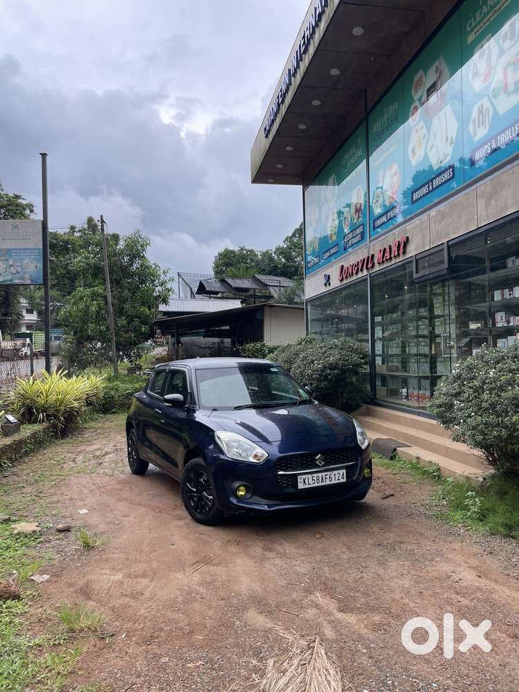 Maruti Suzuki Swift Vxi, 2022, Petrol