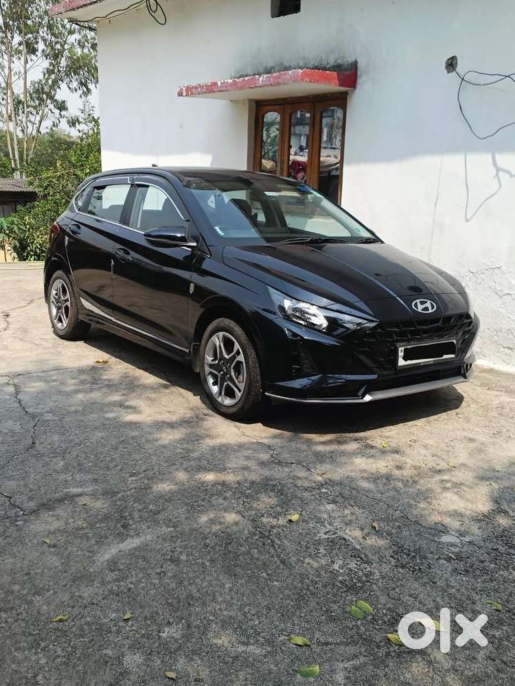 Hyundai I20 Sportz (o) Sunroof
