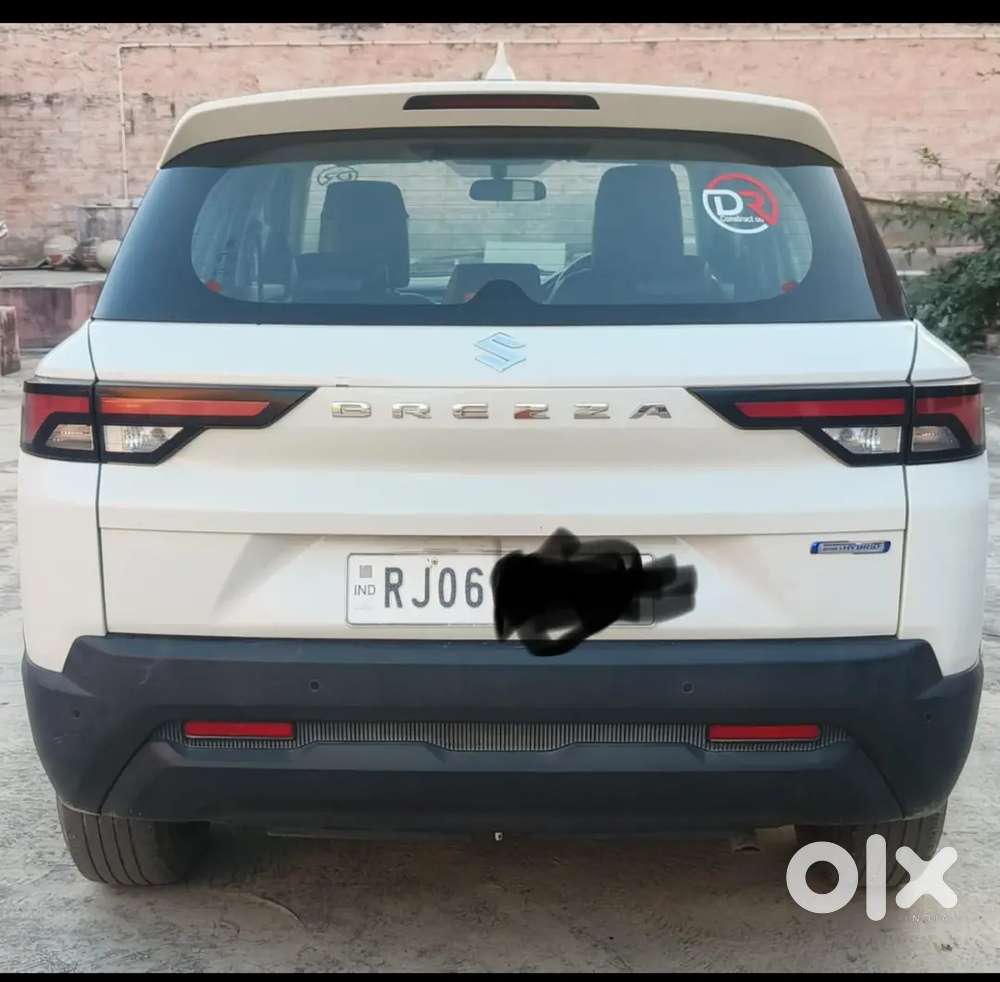 Maruti Suzuki Brezza 2023 Petrol 62000 Km Driven