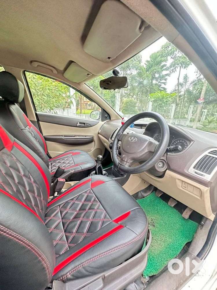 Hyundai I20 2009-2011 Magna, 2012, Petrol
