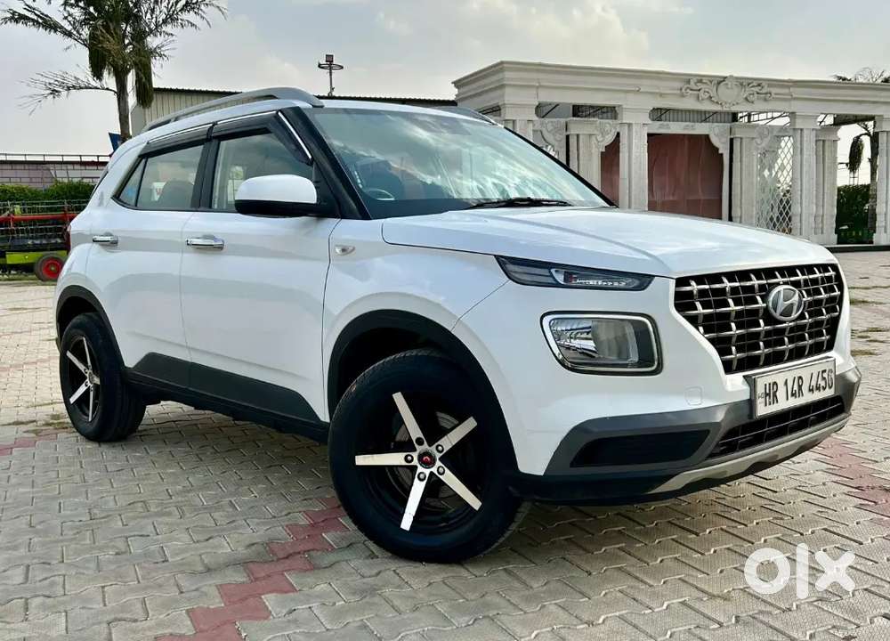 Hyundai Venue Diesel 2020 Edition New Allowy