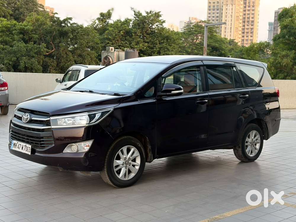 Toyota Innova Crysta 2.8 Gx At 8 Seater, 2017, Diesel