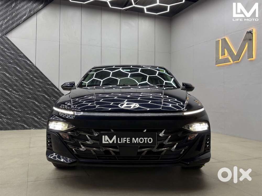Hyundai Verna Sx(o) Petrol At, 2023, Petrol