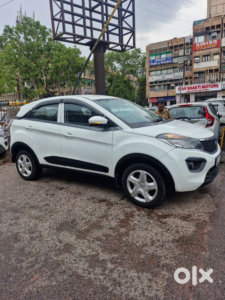 Tata Nexon 1.2 Revotron Xm (s), 2019, Cng & Hybrids
