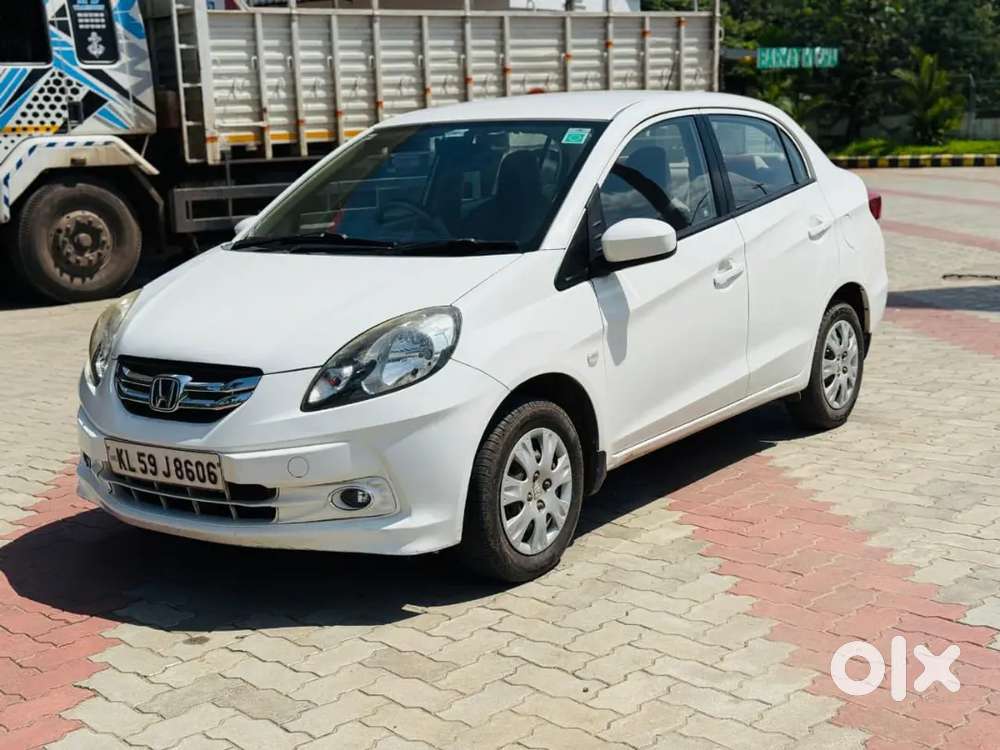 Honda Amaze 2014 Petrol Well Maintained
