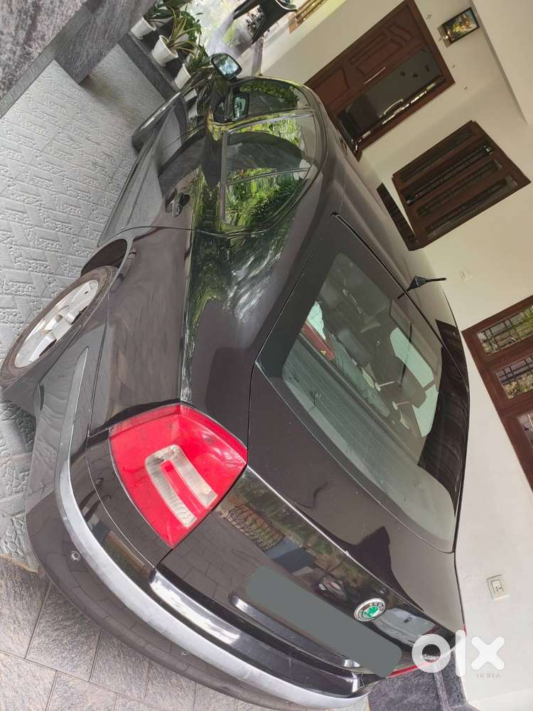 Skoda Luara (l&k) Premium At Sedan