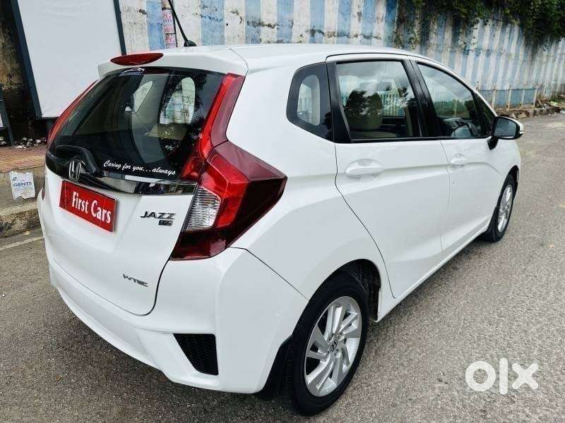 Honda Jazz V Automatic, 2018, Petrol