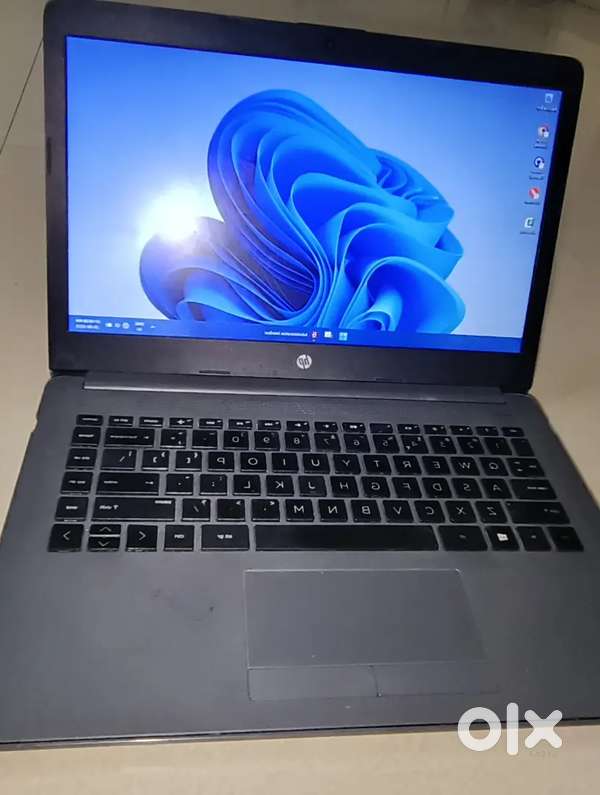 HP 240 G7 laptop