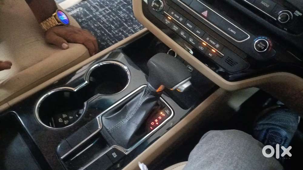 Kia Carnival Petrol 2021