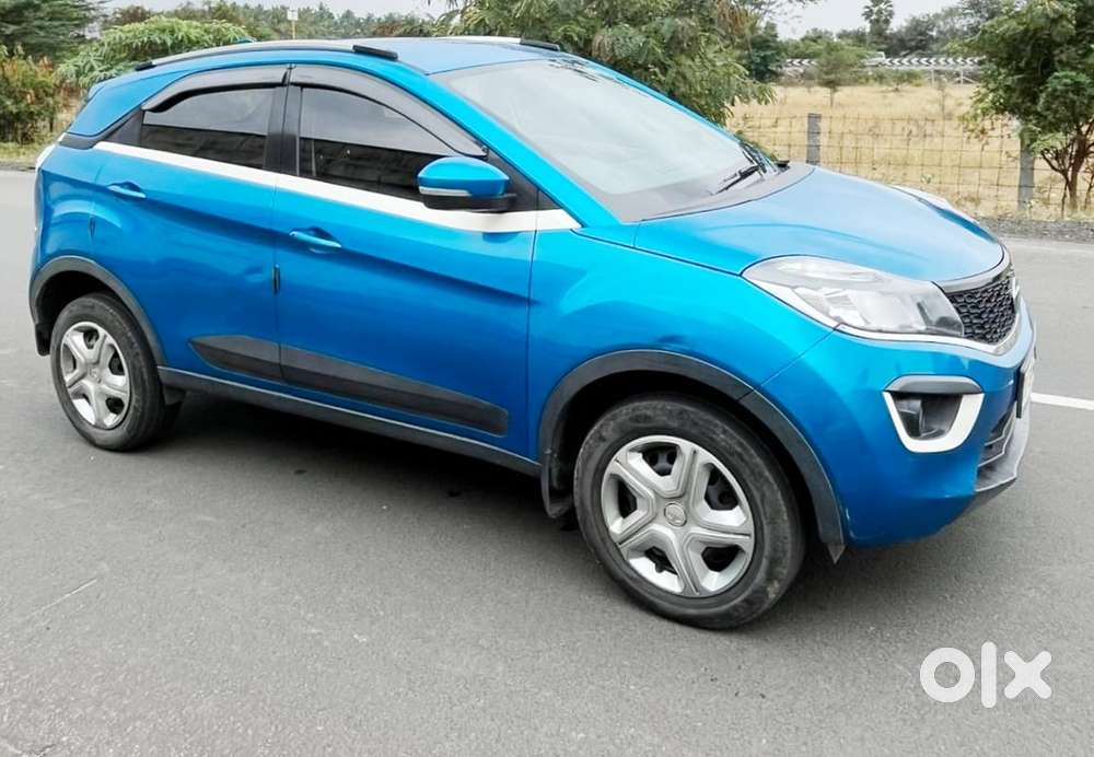 Tata Nexon 1.2 Revotron Xt, 2018, Petrol