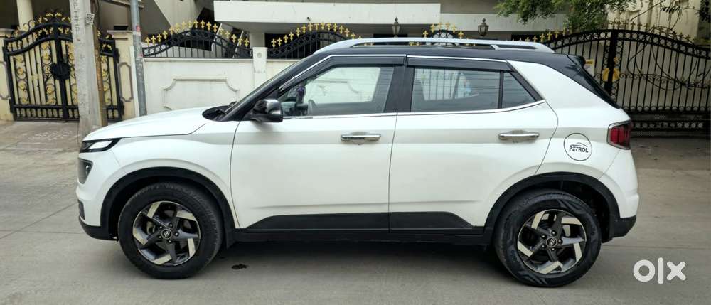 Hyundai Venue Sx Plus Turbo Dct, 2019, Petrol
