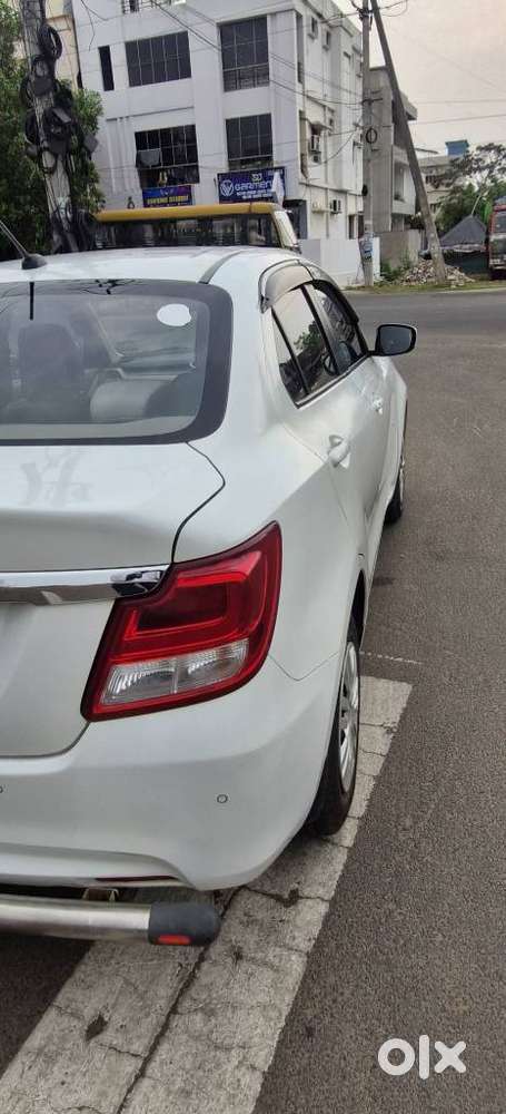 Maruti Suzuki Swift Dzire Vxi Optional, 2022, Petrol