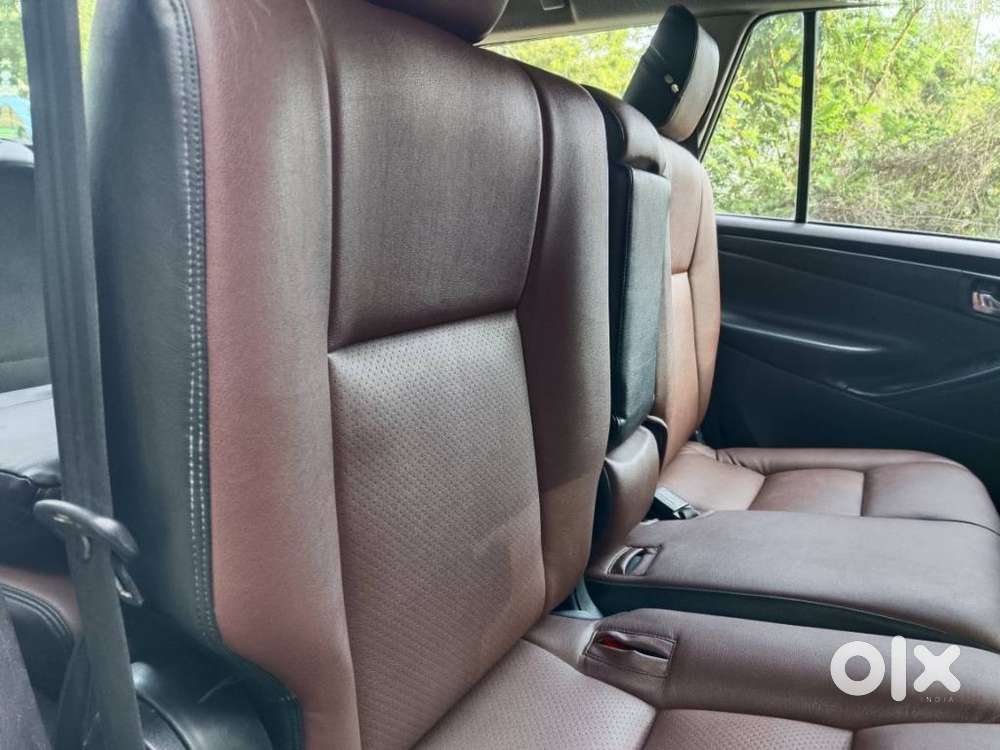 Toyota Innova Crysta 2.4 G Mt 8s, 2021, Diesel