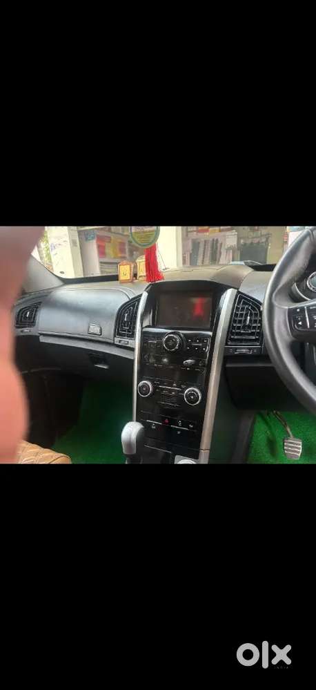 Mahindra Xuv500 2021 Diesel 25000 Km Driven