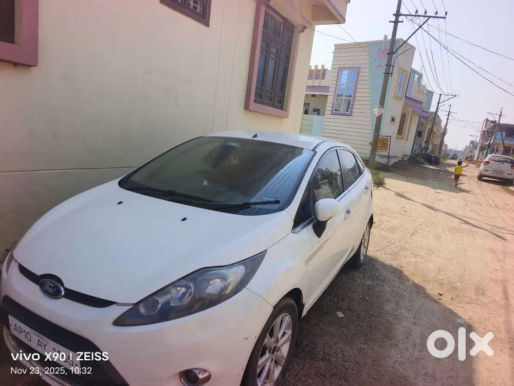Ford Fiesta Titanium 2012