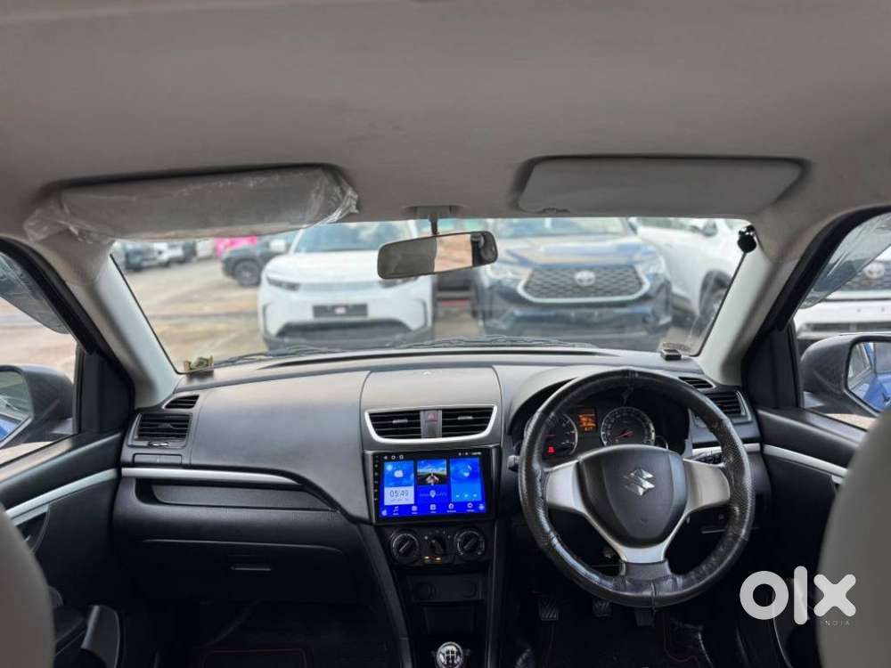 Maruti Suzuki Swift Vxi + Manual, 2013, Petrol