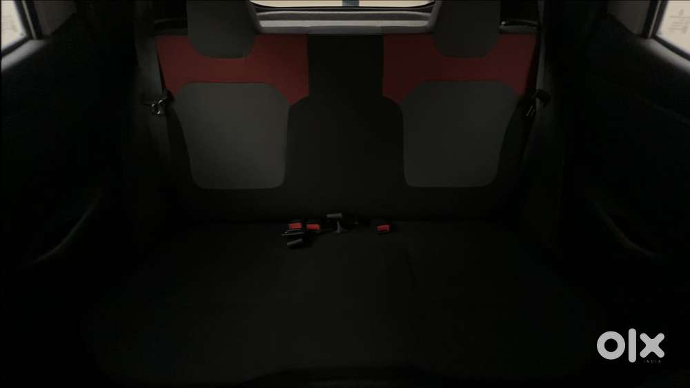 Renault Kwid 2019-ongoing 1.0 Rxt Amt (o), 2018, Petrol