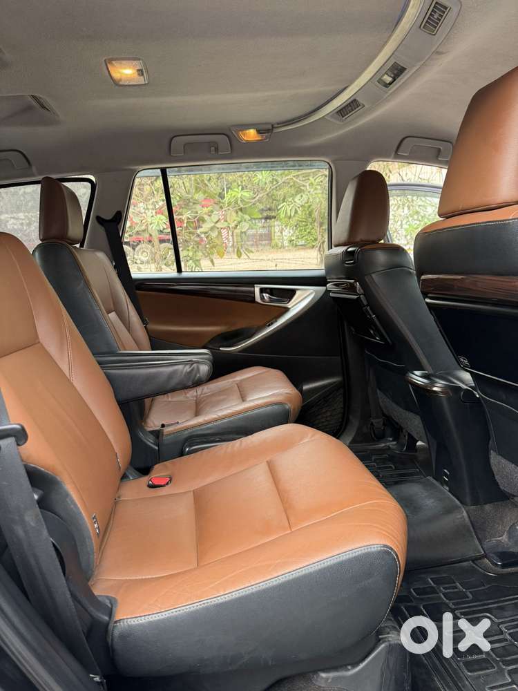 Toyota Innova Crysta 2.8 Zx At, 2017, Diesel