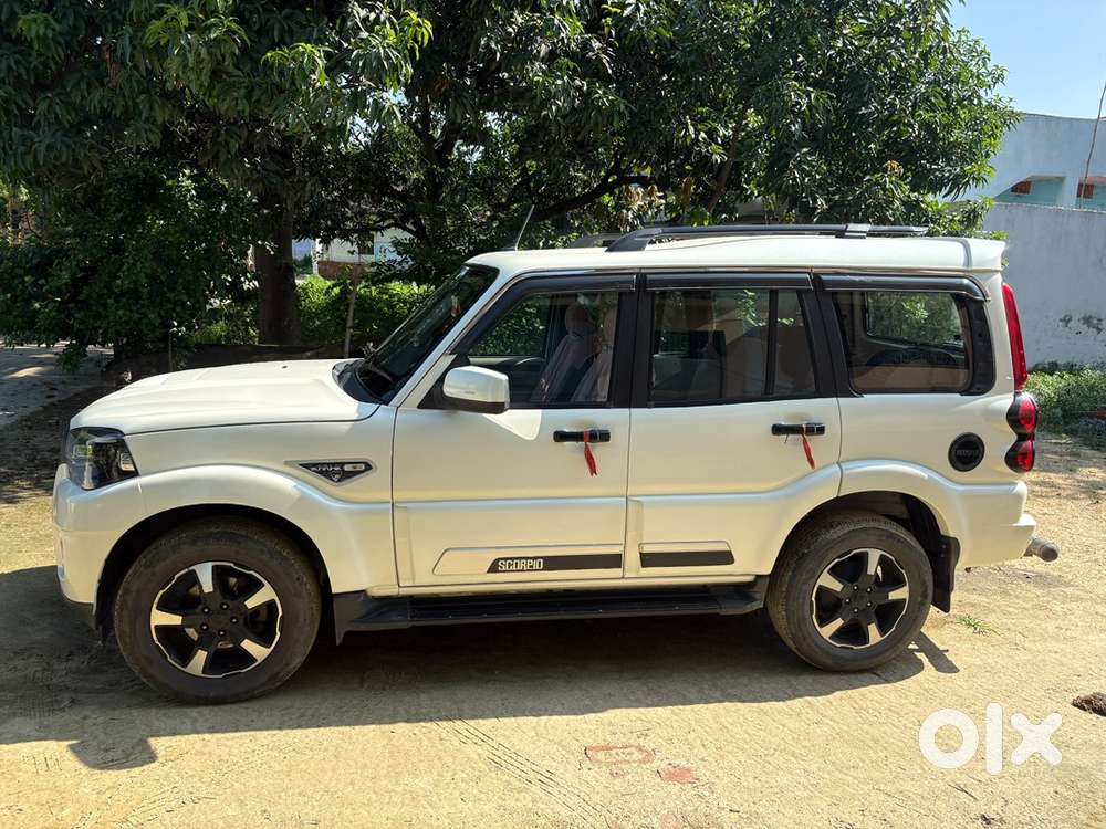 Mahindra Scorpio Classic 2022