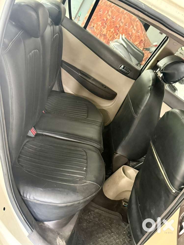 Hyundai I20 Petrol Manual 2012