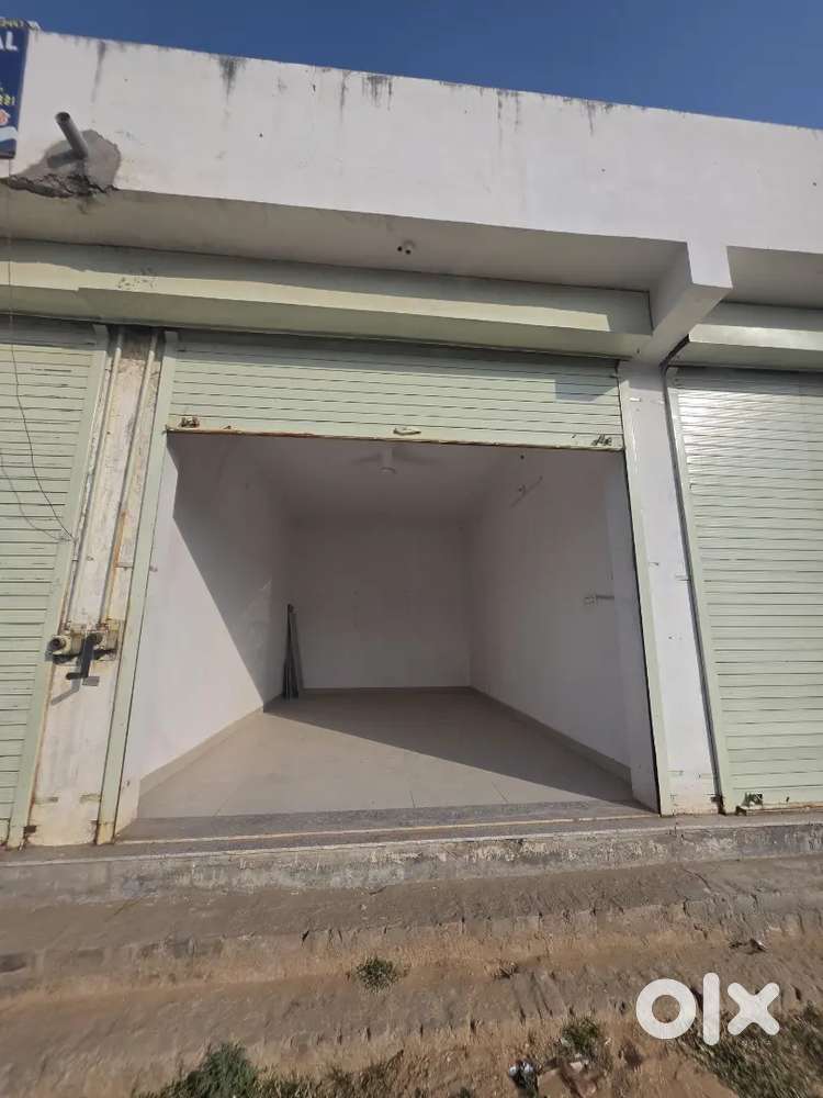Shops on Rent in Mangyawas Manasrovar