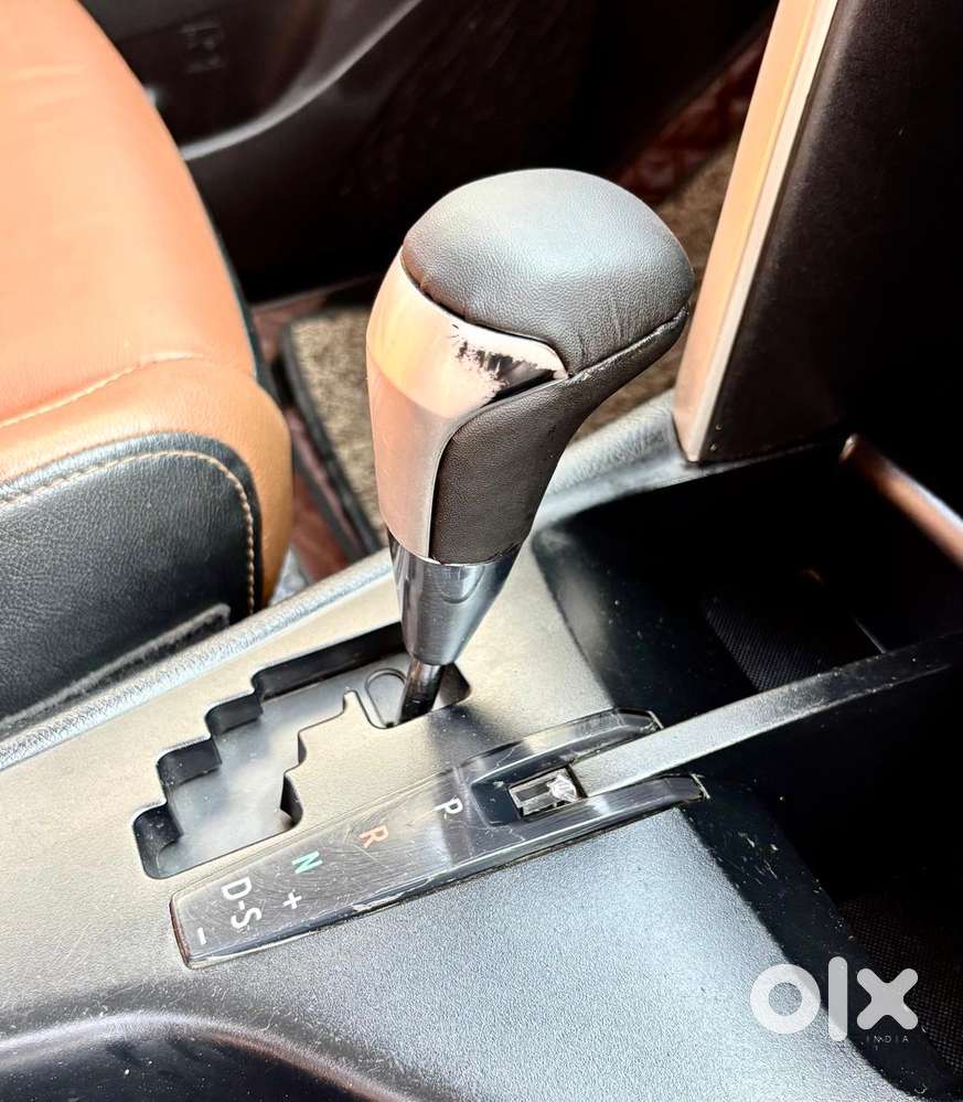 Toyota Innova Crysta 2.8z Automatic, 2017, Diesel