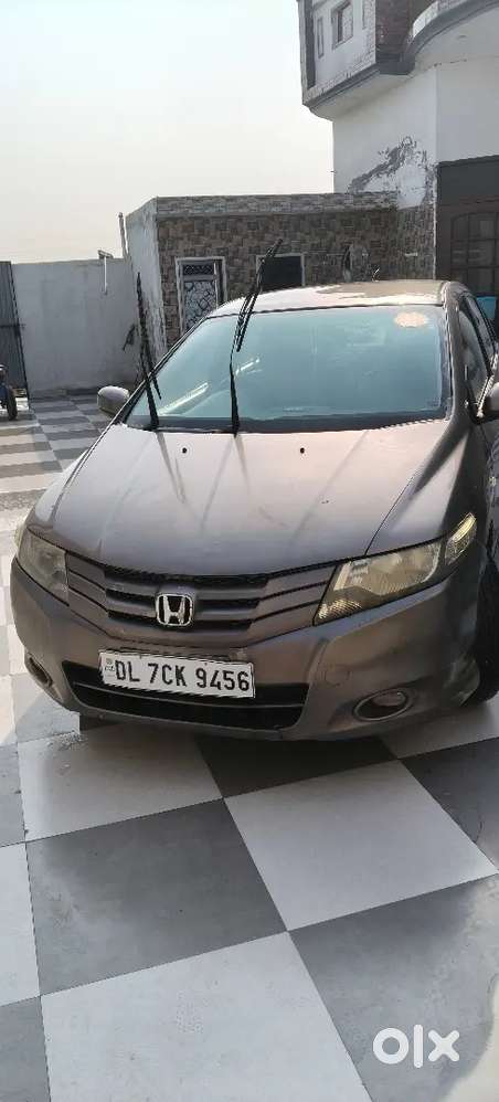 Honda City 1.5 V 2011