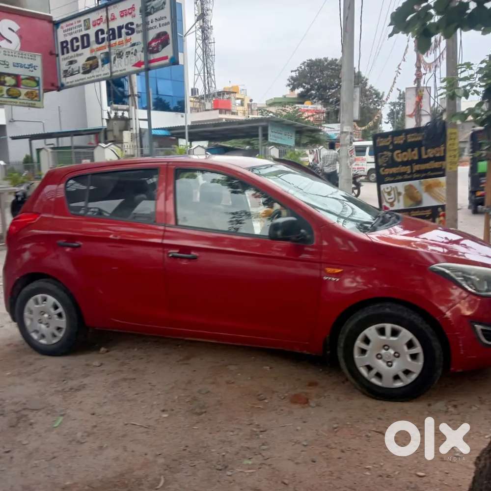 Hyundai I20 2013 Petrol 70000 Km Driven
