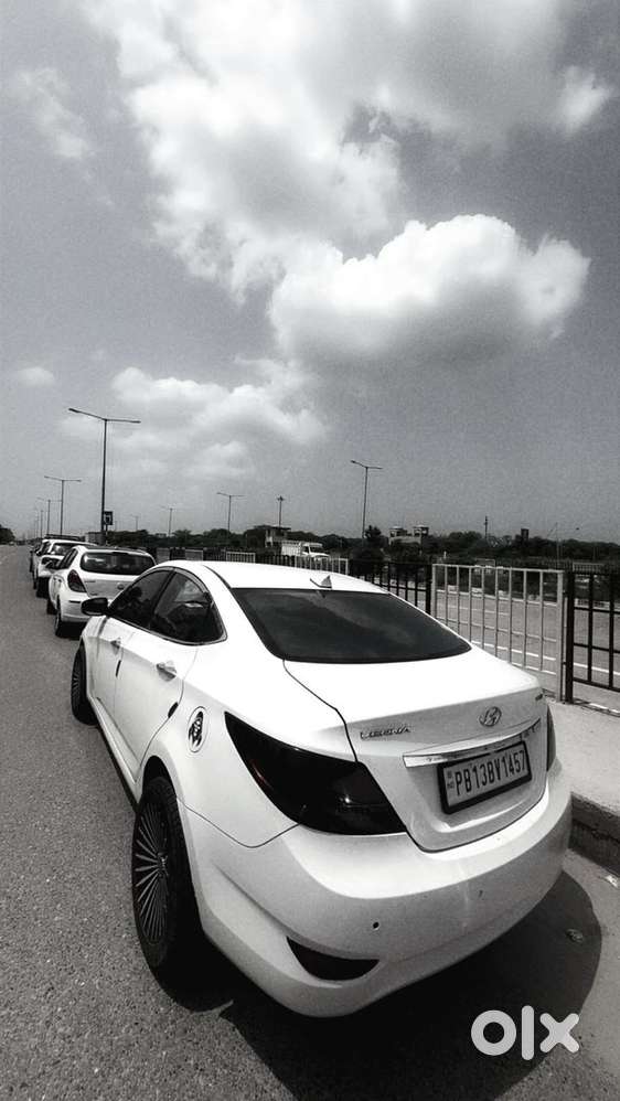 Hyundai Fluidic Verna 2015