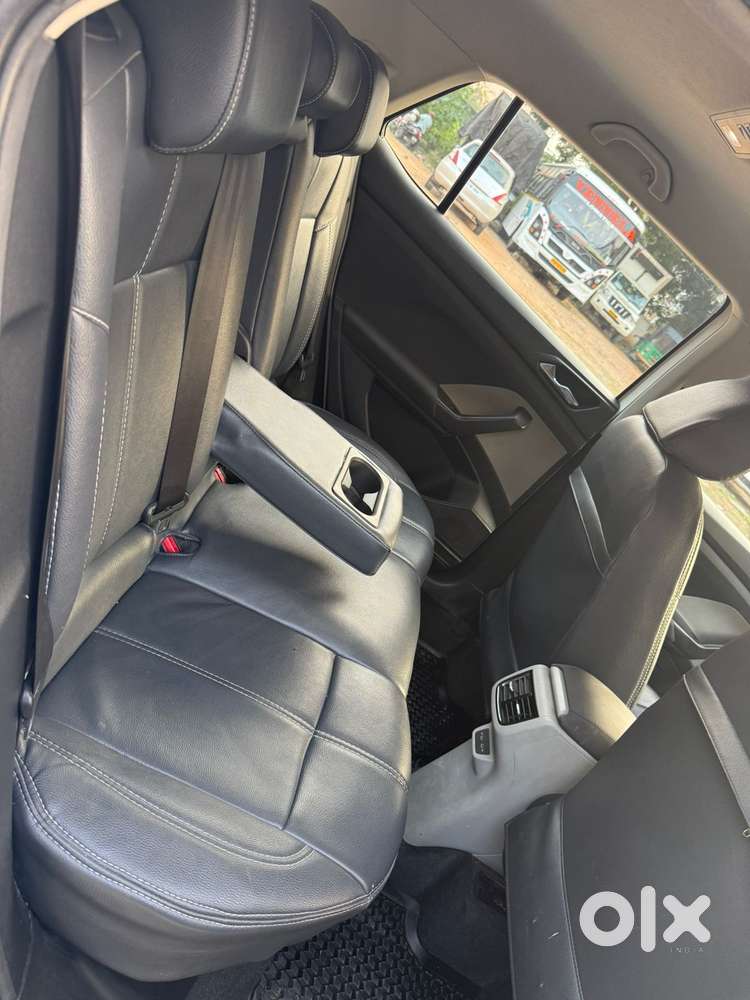 Skoda Kushaq 1.0 Ambition Classic Tsi, 2022, Petrol