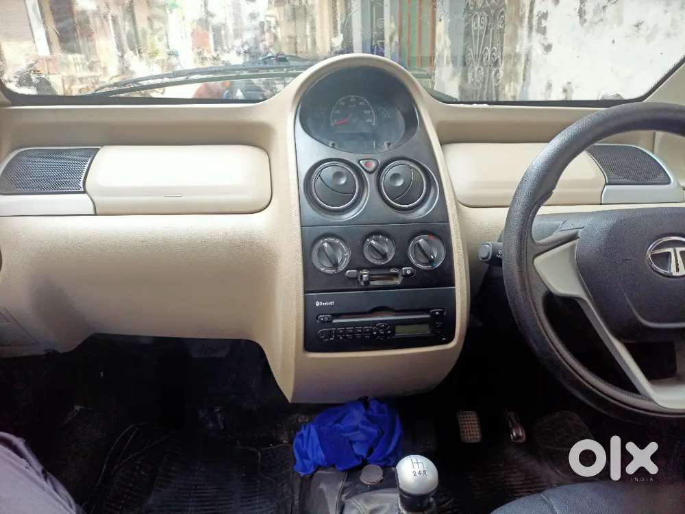 Tata Nano Genx Xt 2015