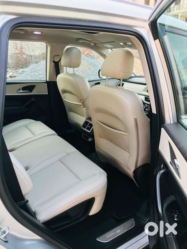 Mahindra Xuv700 2.2 Ax 7 Diesel At Str, 2021, Diesel