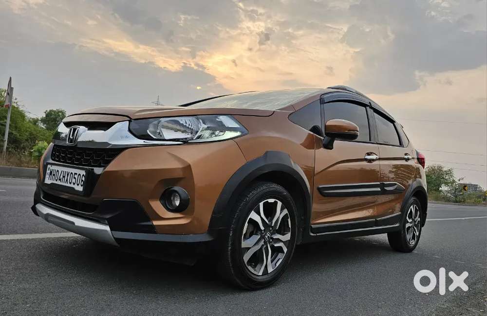 Sell My Wrv  Petrol Sunroof 2017 Ammmculate Condition