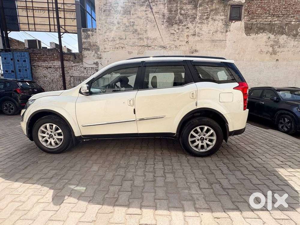 Mahindra Xuv500 2.2 W10, 2017, Diesel