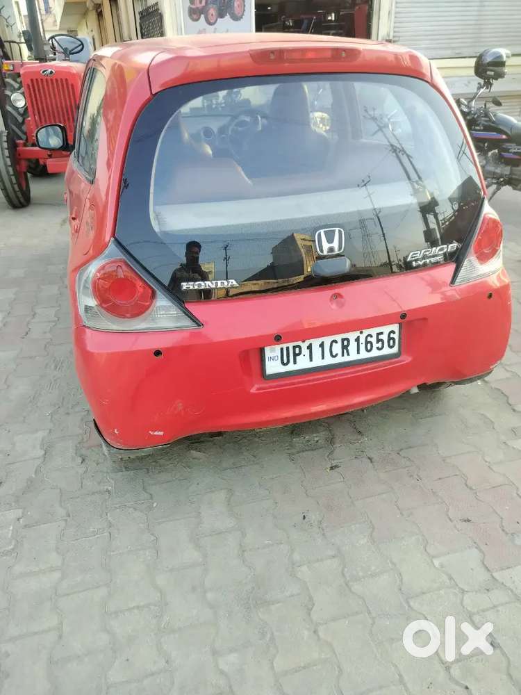 Honda Brio Petrol 2011 - Condition Perfect
