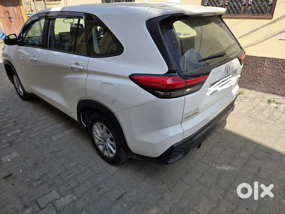 Toyota Innova Hycross Gx 2026 Petrol Automatic