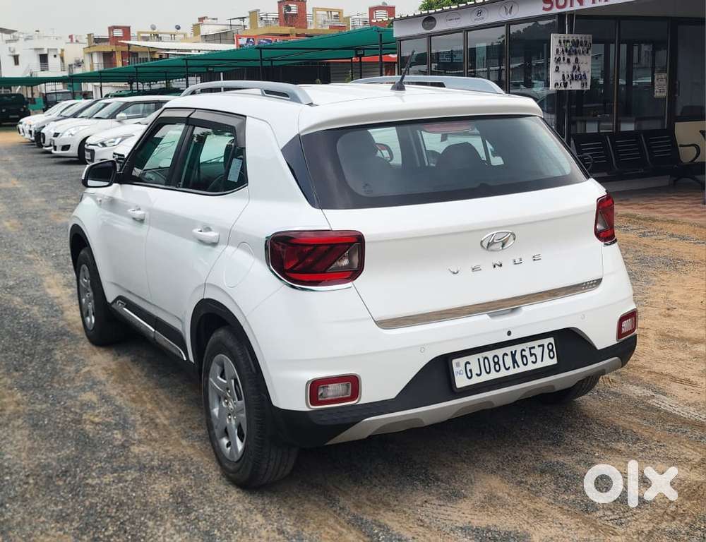 Hyundai Venue S 1.2 Petrol, 2022, Cng & Hybrids