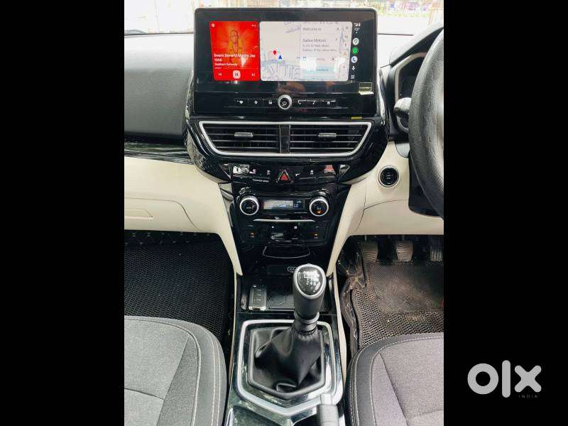Mahindra Xuv300 W8 Diesel, 2024, Diesel