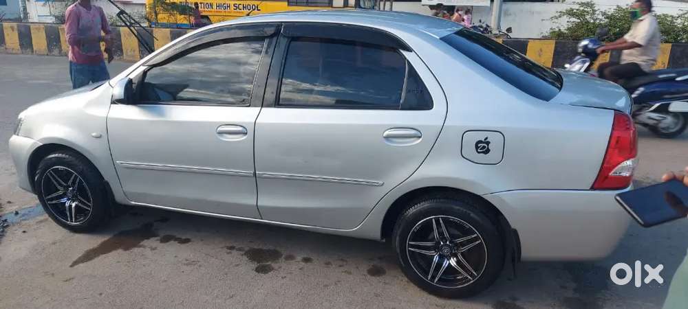 Toyota Etios 2013 Diesel 270000 Km Driven