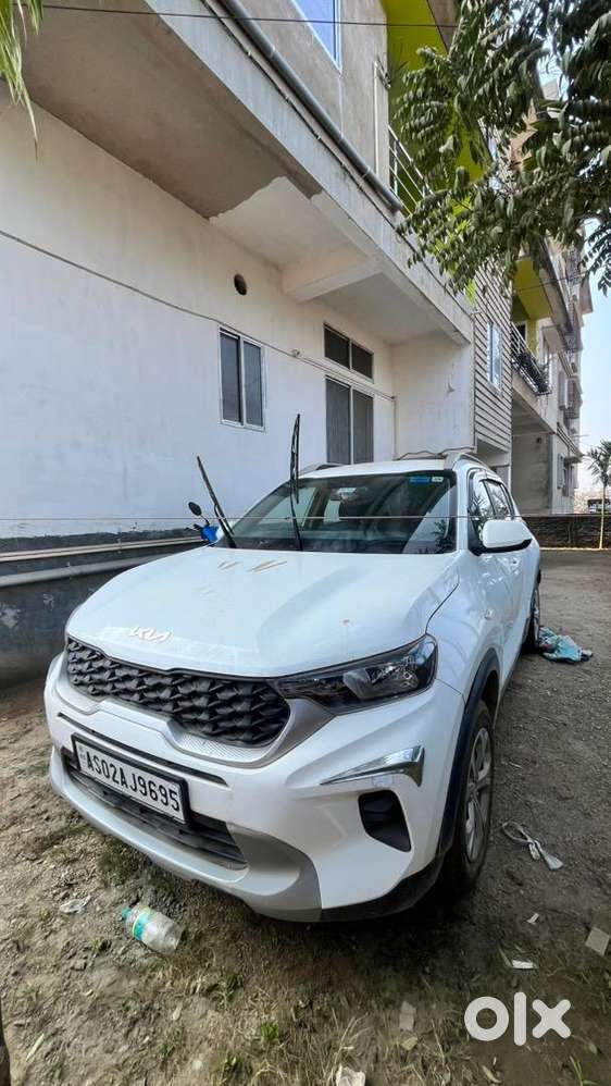 Kia Sonet 2023 Petrol 50000 Km Driven